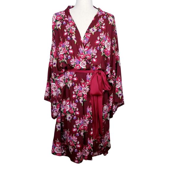 Kimono Sleeve Floral Get Ready Robe Wine Satin Tie (See Measurements / No Tag) - Picture 3 of 11